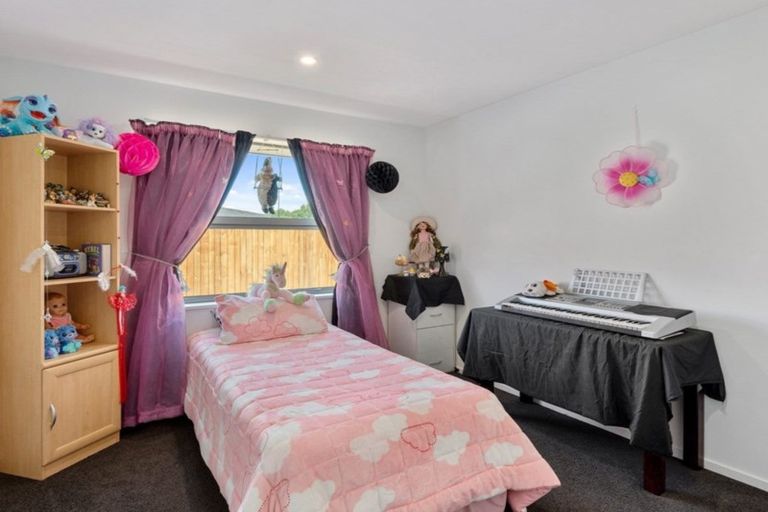 Photo of property in 4 Haymakers Crescent, Rolleston, 7614