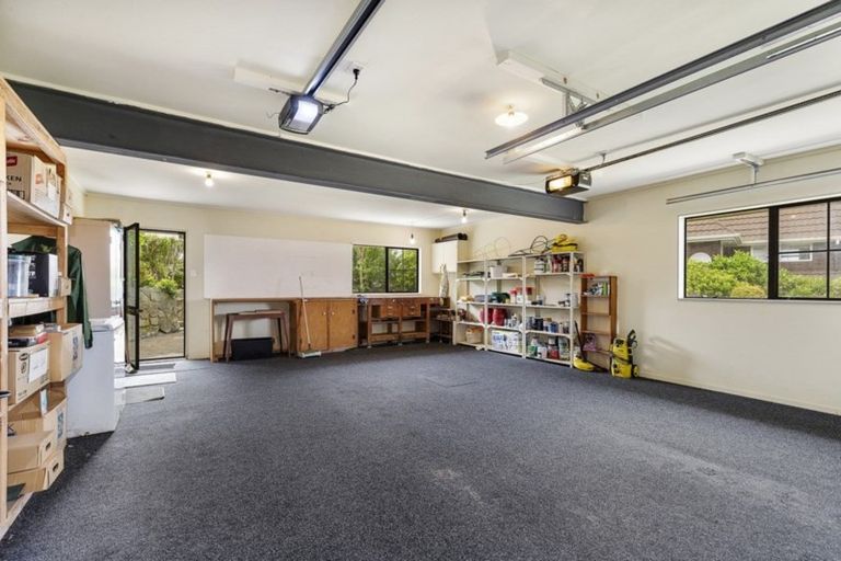 Photo of property in 30 Satara Crescent, Khandallah, Wellington, 6035