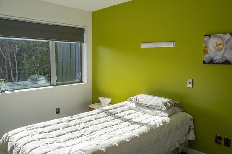 Photo of property in 118 Ngarara Road, Waikanae, 5036
