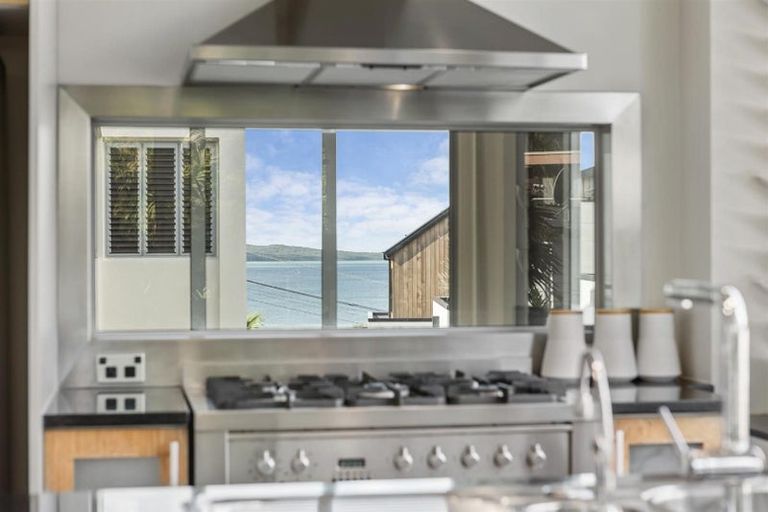 Photo of property in 22b Beach Road, Castor Bay, Auckland, 0620