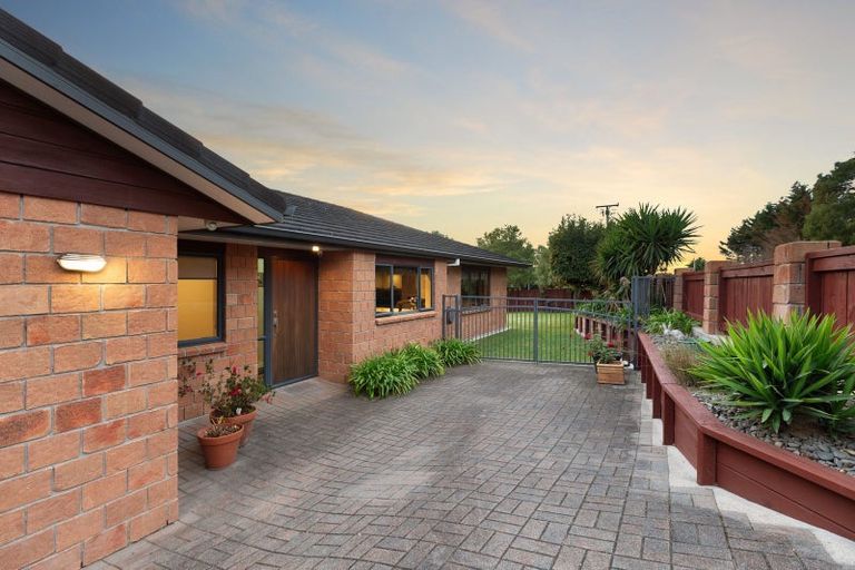 Photo of property in 132r Waikite Road, Welcome Bay, Tauranga, 3175