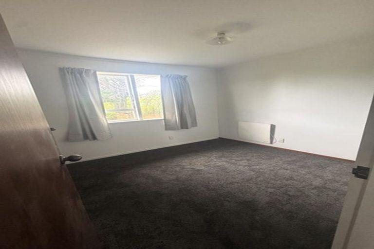 Photo of property in 2/65 Mandalay Terrace, Khandallah, Wellington, 6035