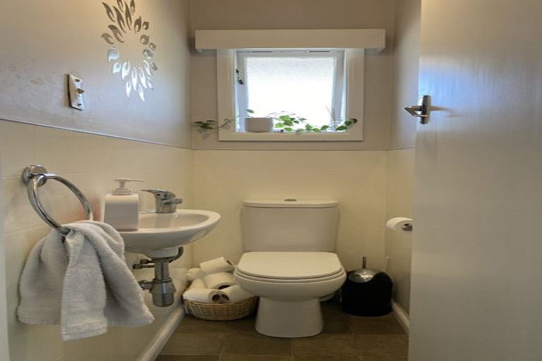 Photo of property in 35 Maidstone Road, Ilam, Christchurch, 8041