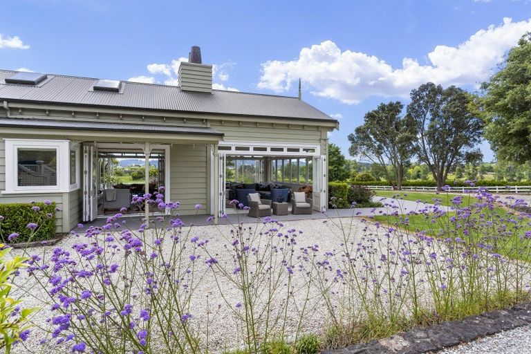 Photo of property in 316 Monument Road, Clevedon, Papakura, 2582