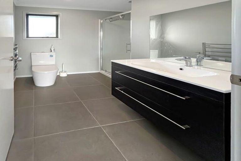 Photo of property in 19 Oldfield Lane, Marton, 4710