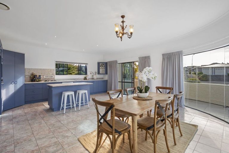 Photo of property in 12 Takawai Place, Nukuhau, Taupo, 3330