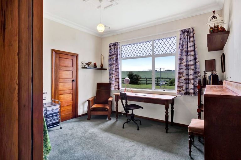 Photo of property in 252 Boylan Road, Te Roti, Hawera, 4673