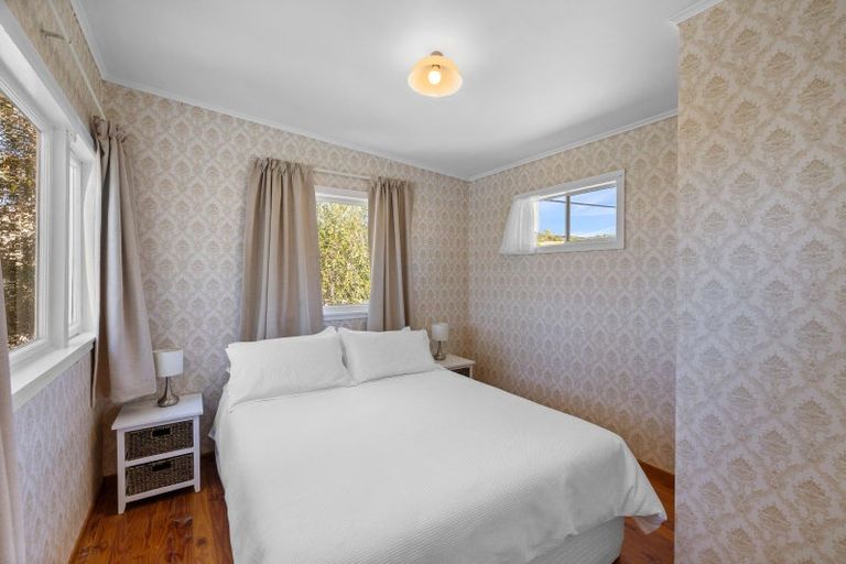 Photo of property in 1188 Cove Road, Langs Beach, Waipu, 0582