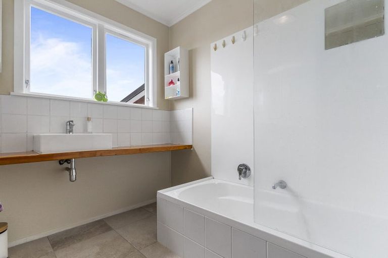 Photo of property in 119 Udys Road, Pakuranga, Auckland, 2010