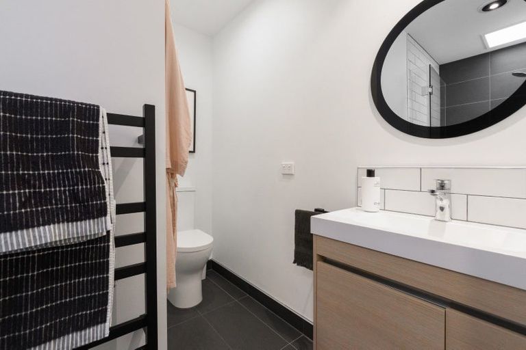 Photo of property in 20 Goods Road, Otumoetai, Tauranga, 3110