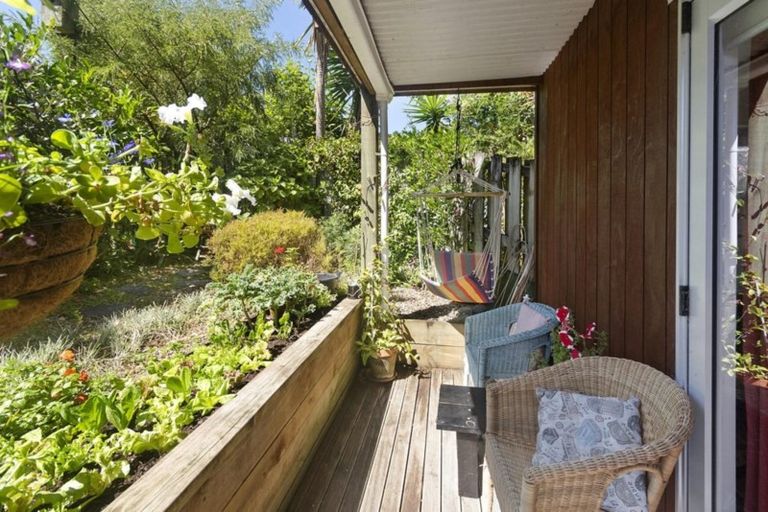 Photo of property in 76p Edmonton Road, Henderson, Auckland, 0612