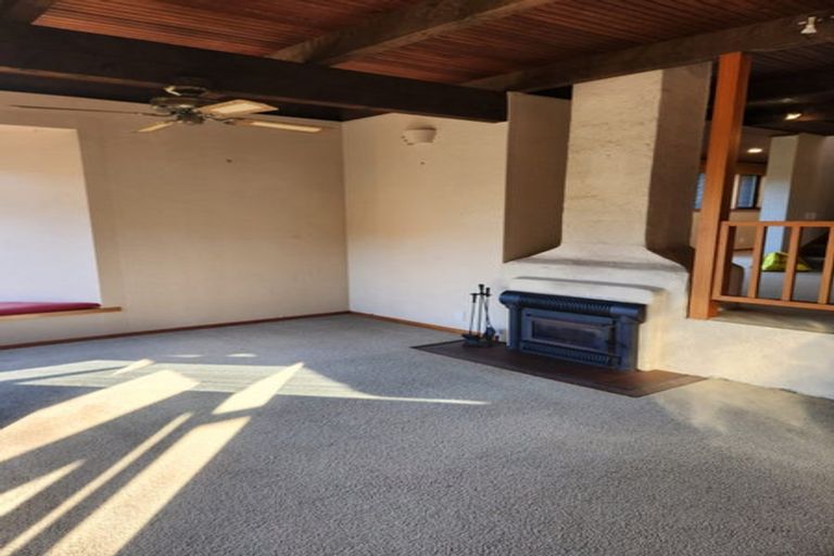 Photo of property in 6a Woodford Way, Crofton Downs, Wellington, 6035