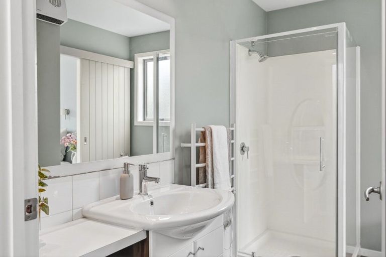 Photo of property in 9 Matthews Crescent, Cromwell, 9310