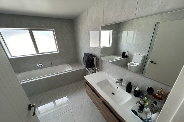 Photo of property in 19 St Claire Road, Silverdale, 0932