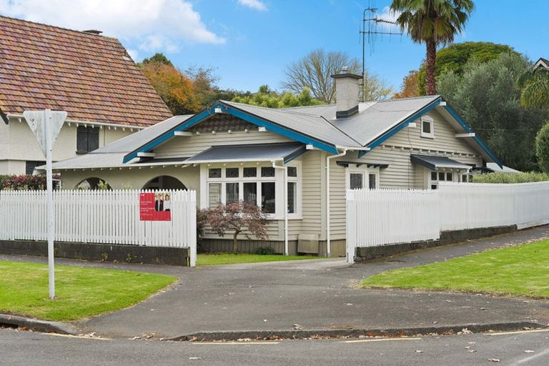 Photo of property in 2 George Street, Claudelands, Hamilton, 3214