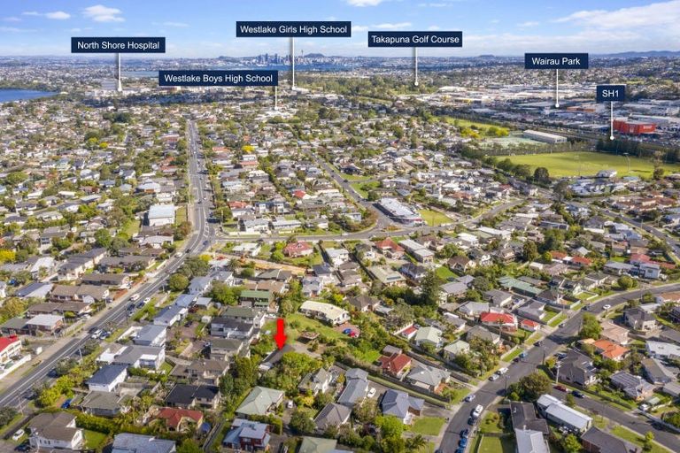 Photo of property in 27 Merriefield Avenue, Forrest Hill, Auckland, 0620