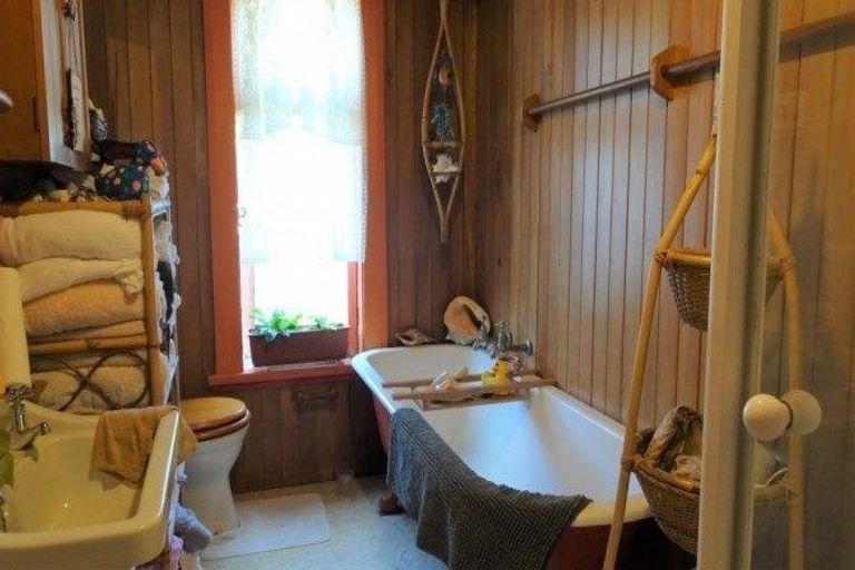 Photo of property in 154 Weld Street, Hokitika, 7810