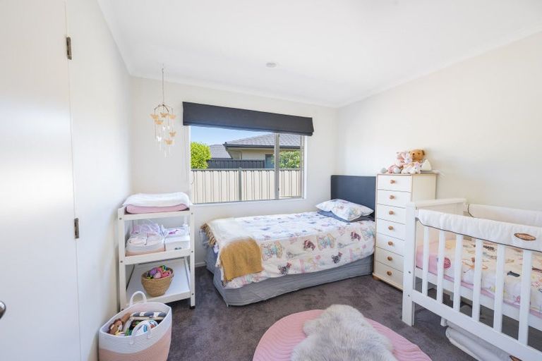 Photo of property in 6 Newbury Place, Taradale, Napier, 4112