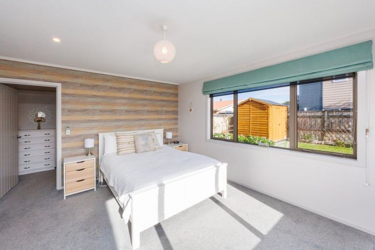 Photo of property in 3 Forbes Road, Foxton Beach, Foxton, 4815