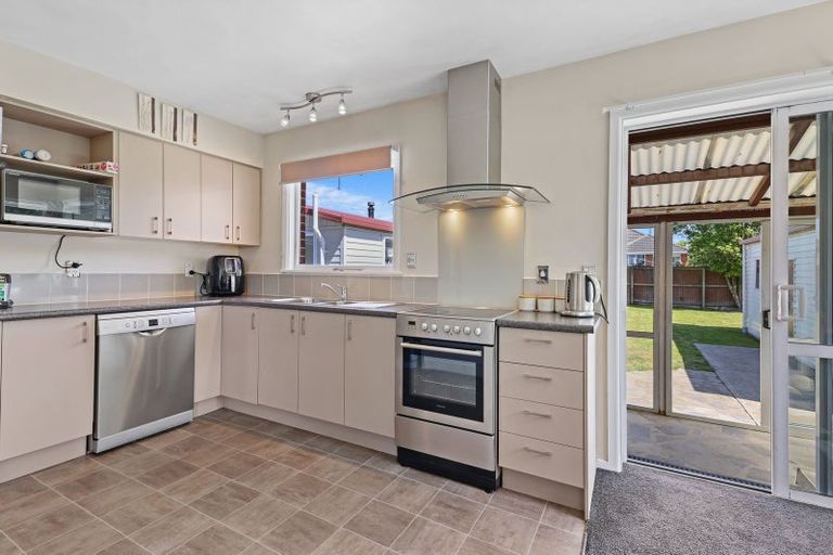 Photo of property in 4 Ngata Place, Hei Hei, Christchurch, 8042