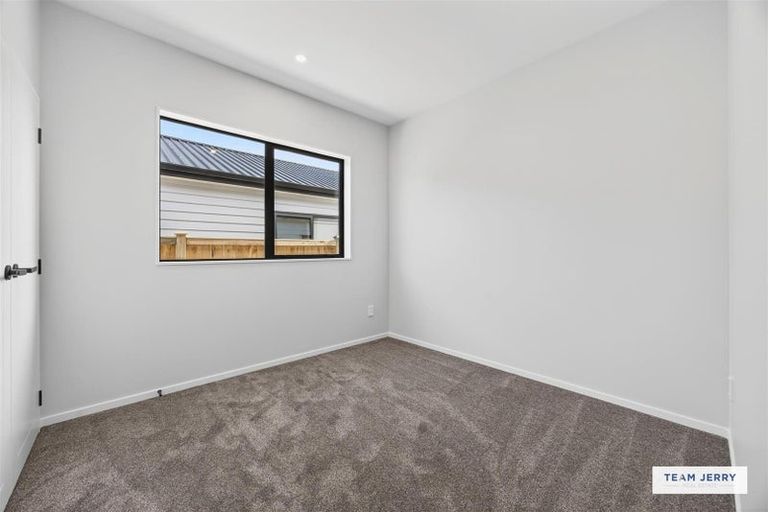 Photo of property in 13 Huringa Road, Karaka, Papakura, 2113