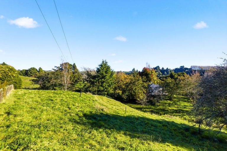 Photo of property in 5 Hapa Road, Kakahi, 3989