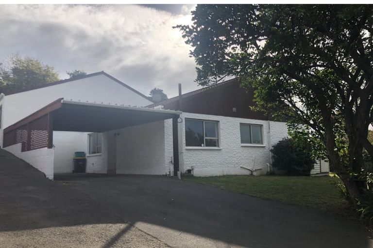 Photo of property in 3/24 Caesars Place, Churton Park, Wellington, 6037