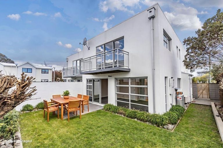 Photo of property in 1/35 Mathesons Road, Phillipstown, Christchurch, 8011