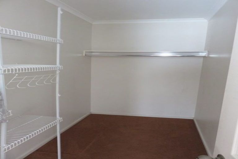 Photo of property in 7 Shah Place, Glen Eden, Auckland, 0602