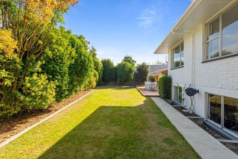 Photo of property in 50 Kent Lodge Avenue, Avonhead, Christchurch, 8042