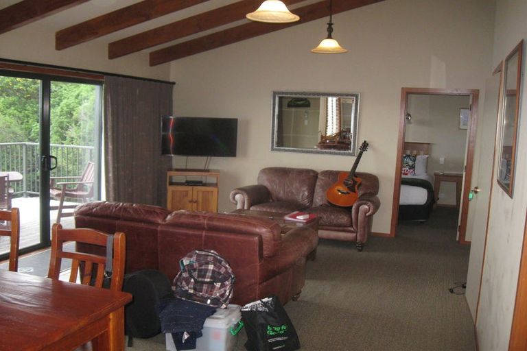 Photo of property in 88 Pukawa Road, Pukawa Bay, Turangi, 3381