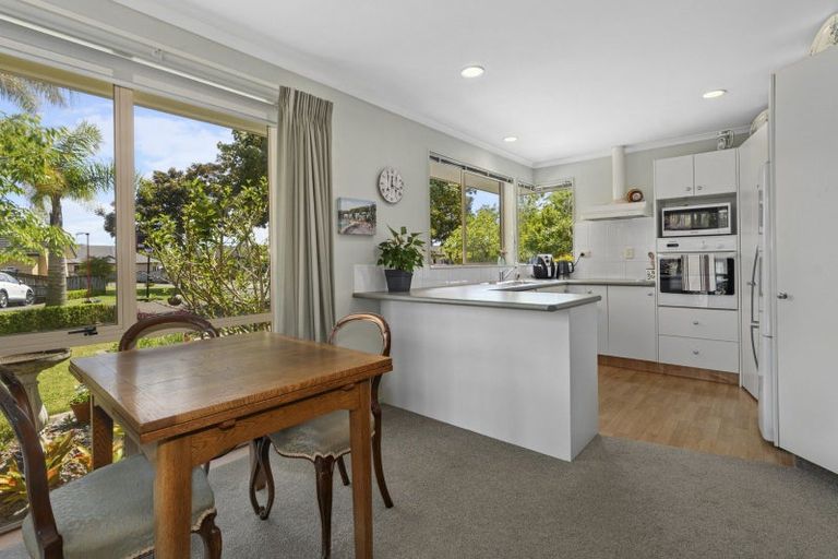 Photo of property in 7 Goodrich Close, Bethlehem, Tauranga, 3110