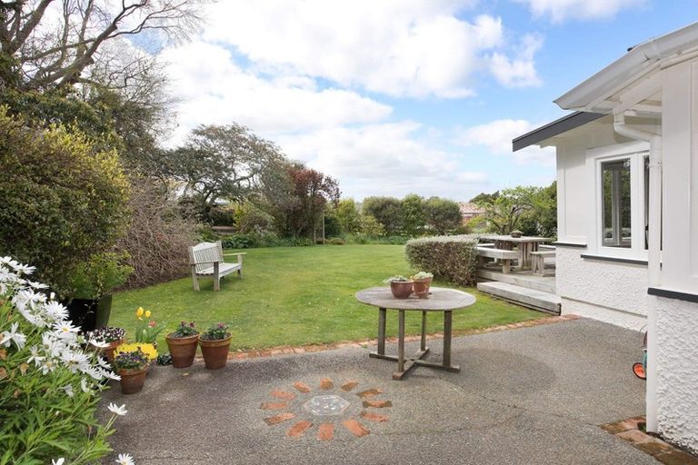 Photo of property in 12 Wanganui Road, Marton, 4710