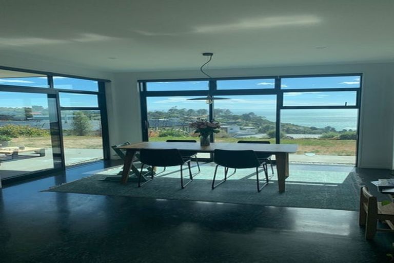 Photo of property in 15 Ridgeway Place, Richmond Hill, Christchurch, 8081