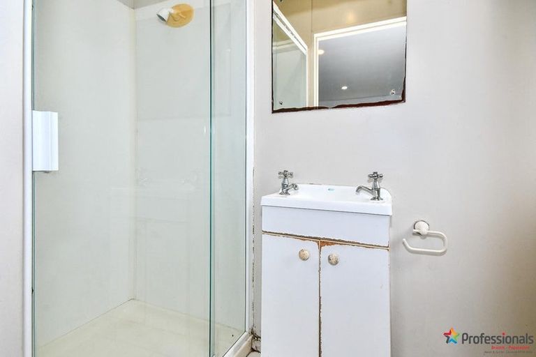 Photo of property in 15 Alderson Lane, Favona, Auckland, 2024