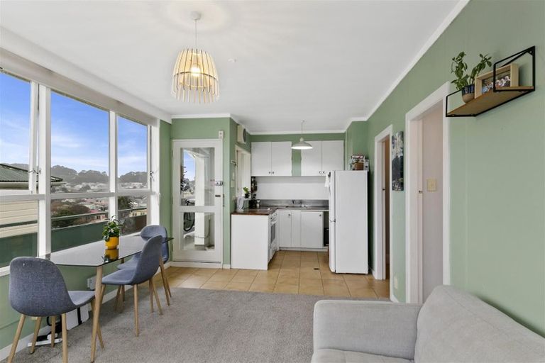 Photo of property in 4u4 Kenwyn Terrace, Newtown, Wellington, 6021