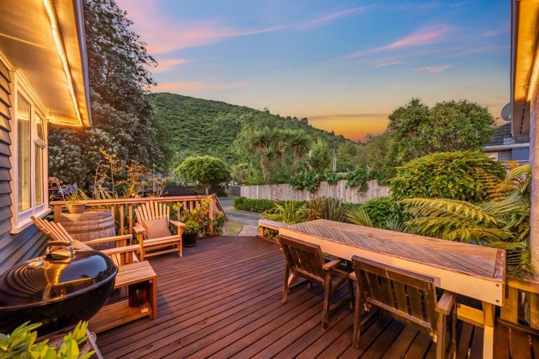 Photo of property in 45 Black Beech Street, Birchville, Upper Hutt, 5018
