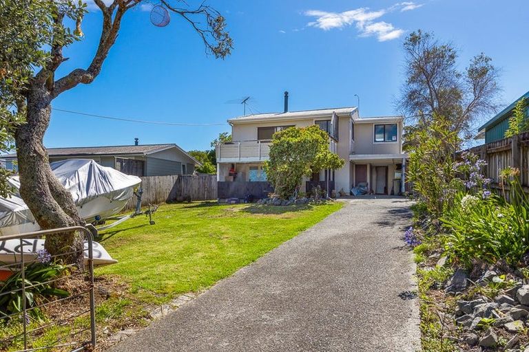 Photo of property in 41 Foster Crescent, Snells Beach, 0920