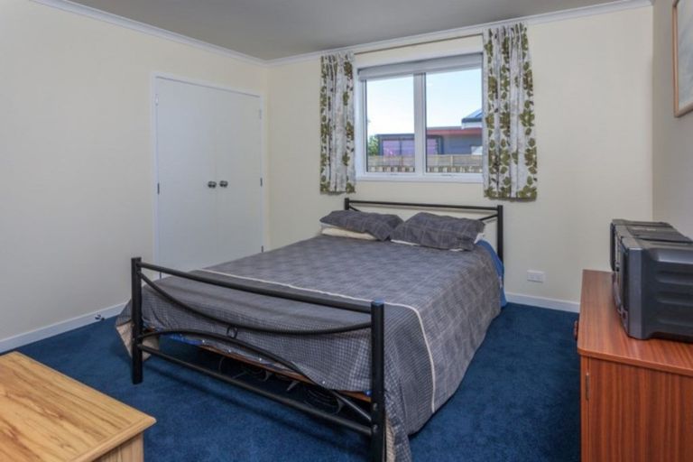 Photo of property in 117 Hetherington Road, Whangamata, 3620