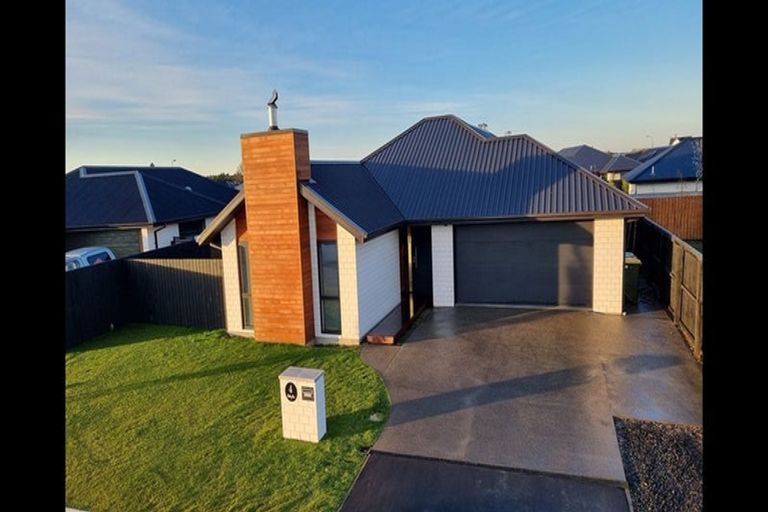 Photo of property in 4 Nestling Place, Rolleston, 7615