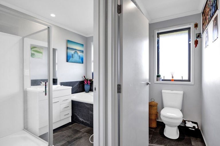 Photo of property in 259 Pembroke Road, Pembroke, Stratford, 4391