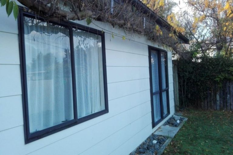 Photo of property in 1/12 Howard Road, Taradale, Napier, 4112