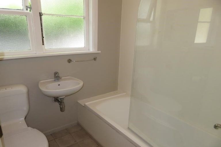 Photo of property in 417 Ohiro Road, Brooklyn, Wellington, 6021