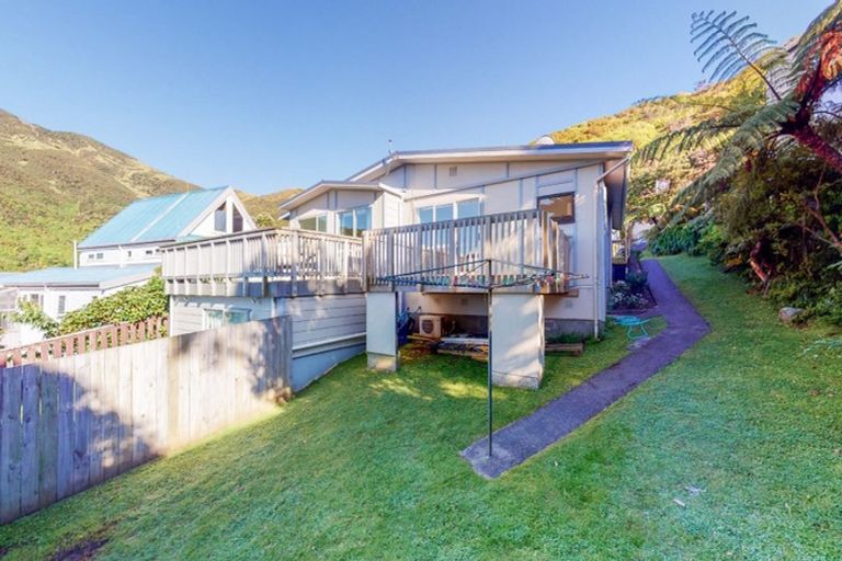 Photo of property in 14b Ngarimu Grove, Ngaio, Wellington, 6035