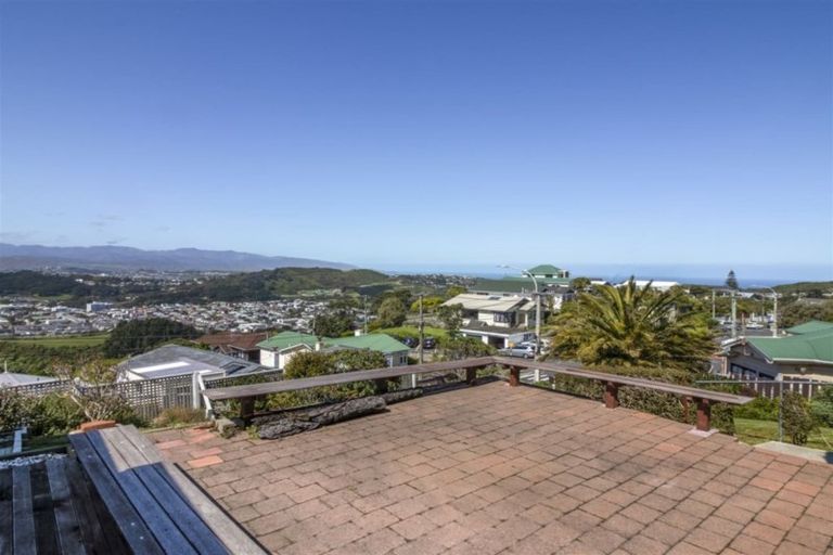 Photo of property in 84 Mills Road, Brooklyn, Wellington, 6021