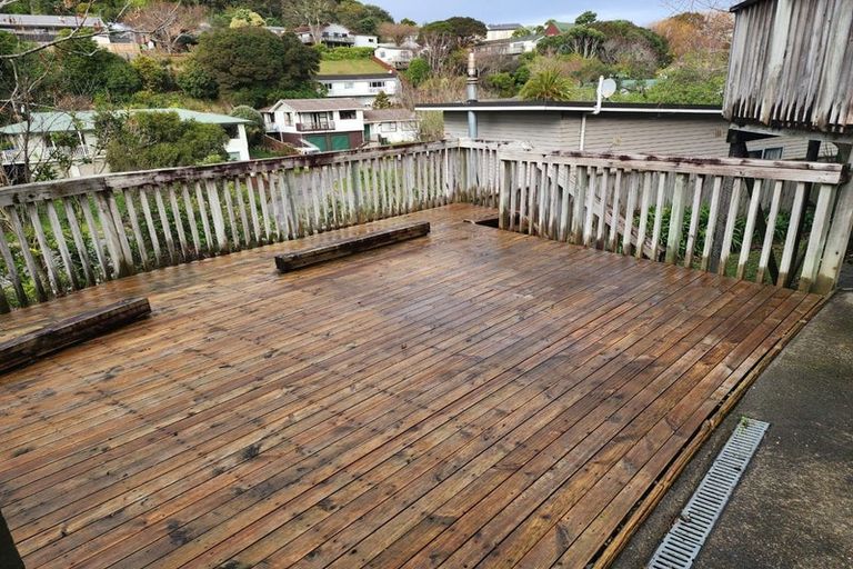 Photo of property in 50 Postgate Drive, Whitby, Porirua, 5024