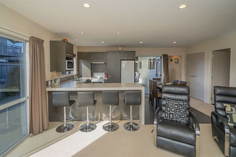 Photo of property in 1 Kenneth Avenue, Whitianga, 3510