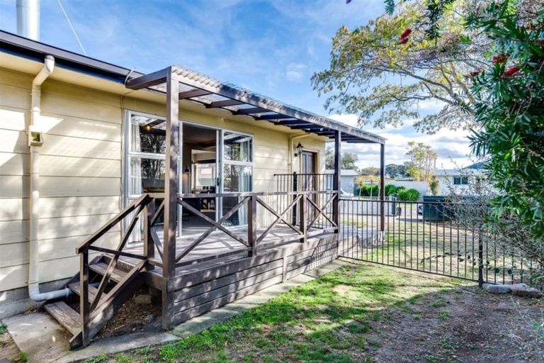 Photo of property in 31 Gilmour Place, Taradale, Napier, 4112