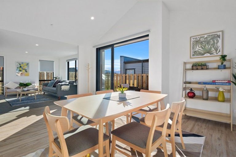 Photo of property in 40 Obelisk Street, Wanaka, 9305