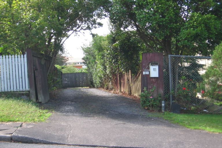 Photo of property in 41 Pisces Road, Glen Eden, Auckland, 0602